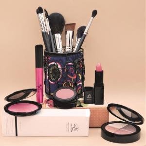 Make-up-correction
